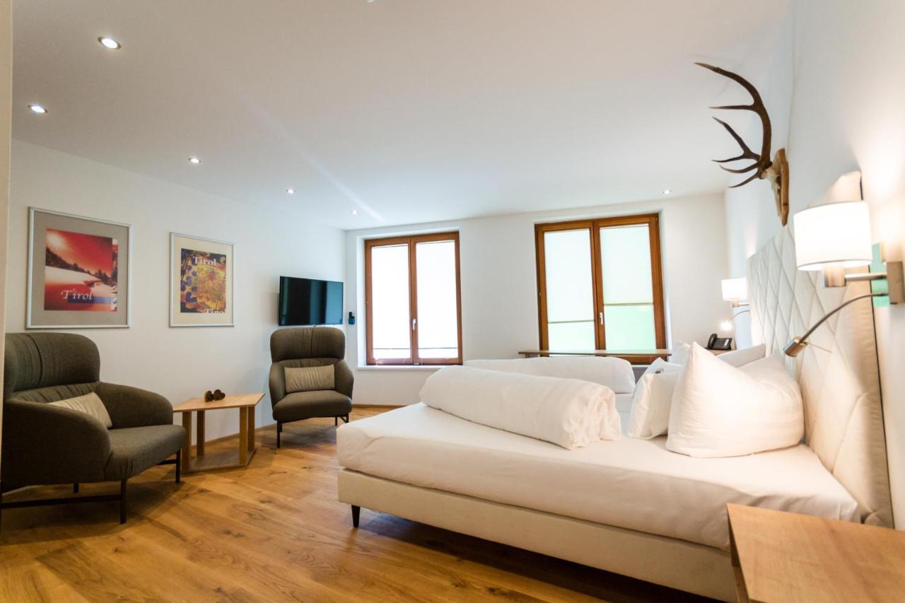 Aktiv Hotel Zur Rose Am Brenner Steinach am Brenner Exteriör bild