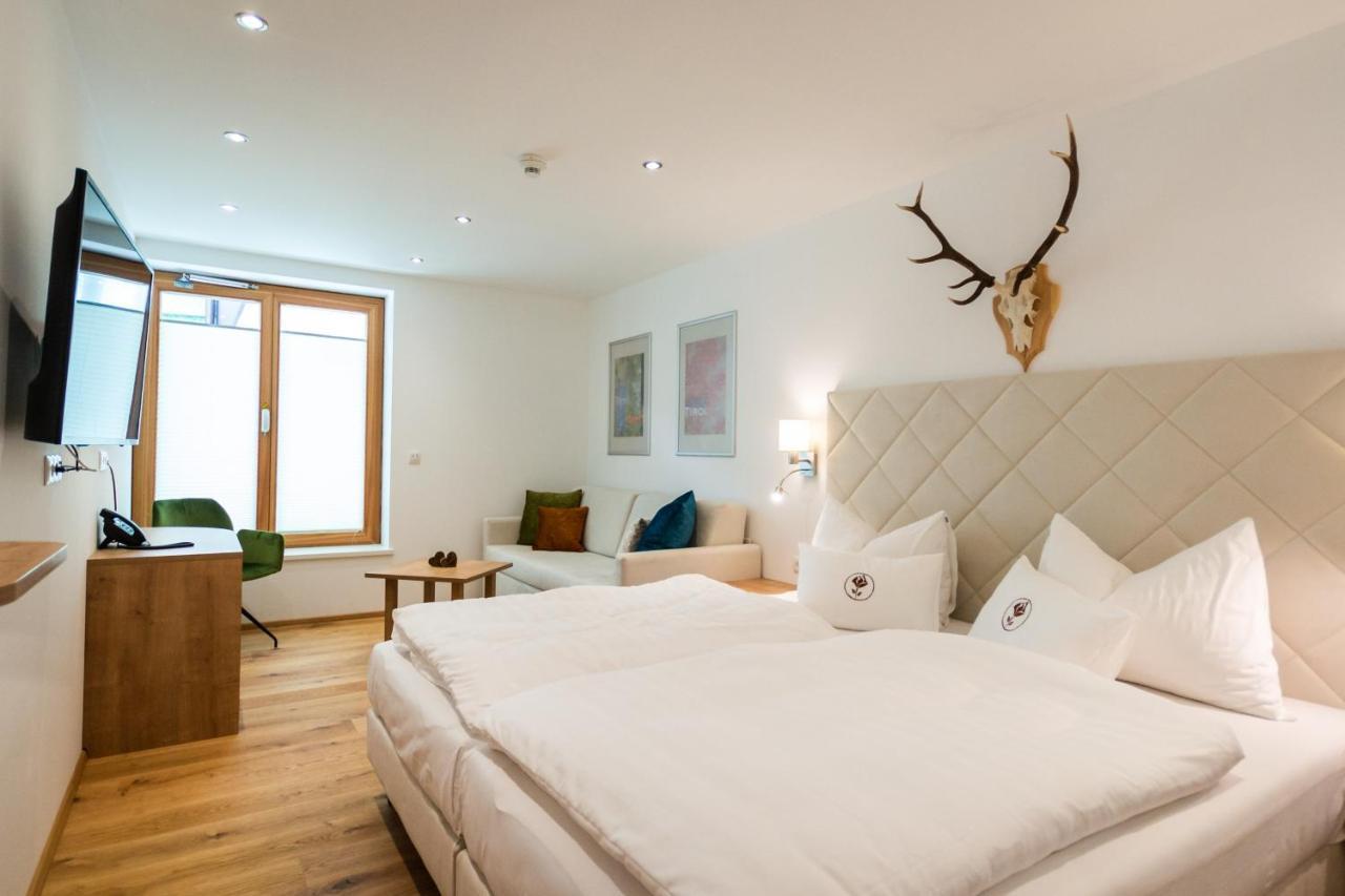 Aktiv Hotel Zur Rose Am Brenner Steinach am Brenner Exteriör bild