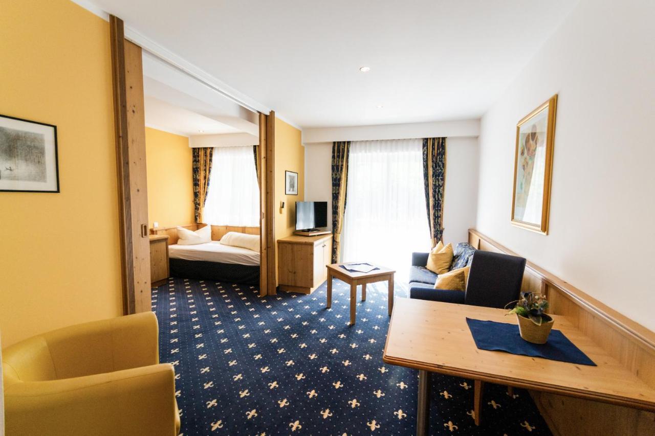 Aktiv Hotel Zur Rose Am Brenner Steinach am Brenner Exteriör bild